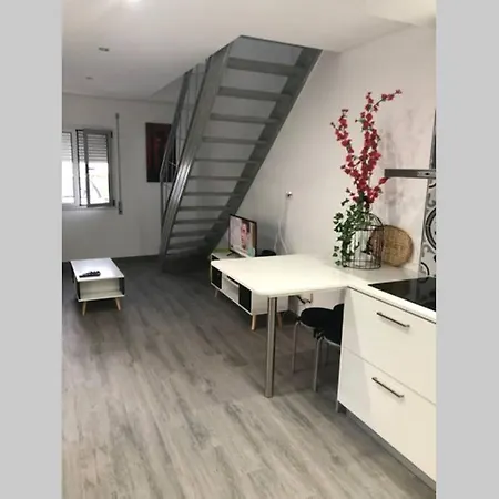 Canelle Com Terraco 纳扎雷