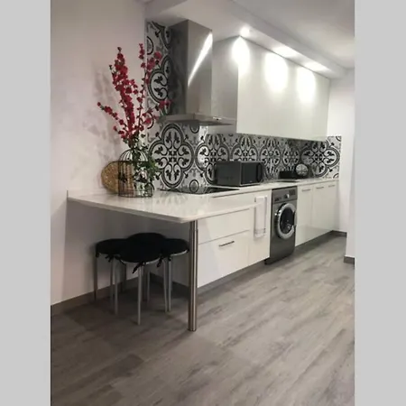 Canelle Com Terraço