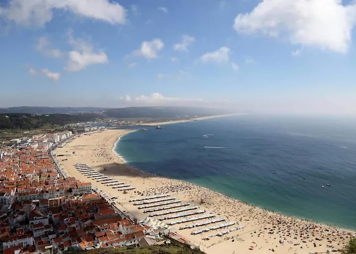 Canelle Com Terraco Apartment Nazare