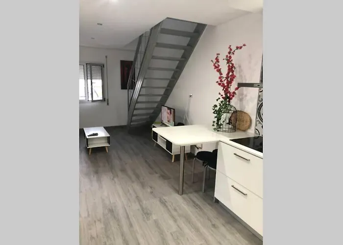 Canelle Com Terraco نازاريه